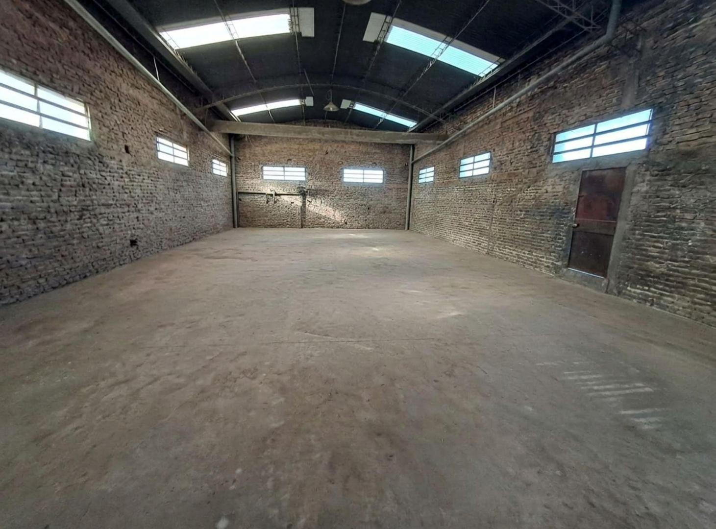 Foto de VENTA GALPON 400 M2 - ZONA SUR ROSARIO, imagen 1