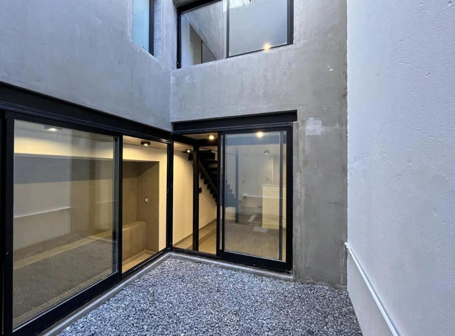 Foto de VENTA DEPARTAMENTO DUPLEX 1 DORMITORIO CENTRO RIO, imagen 4