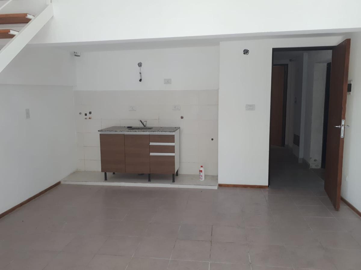 Duplex Facultad de Medicina 3