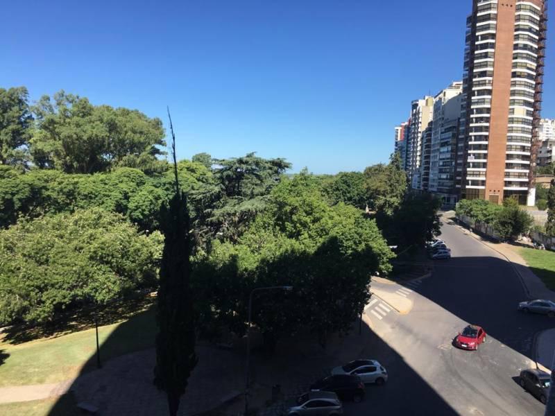 Av. Libertad 300 - Barrio Martin - Bellísimo departamento de categoría - Hermosa vista.