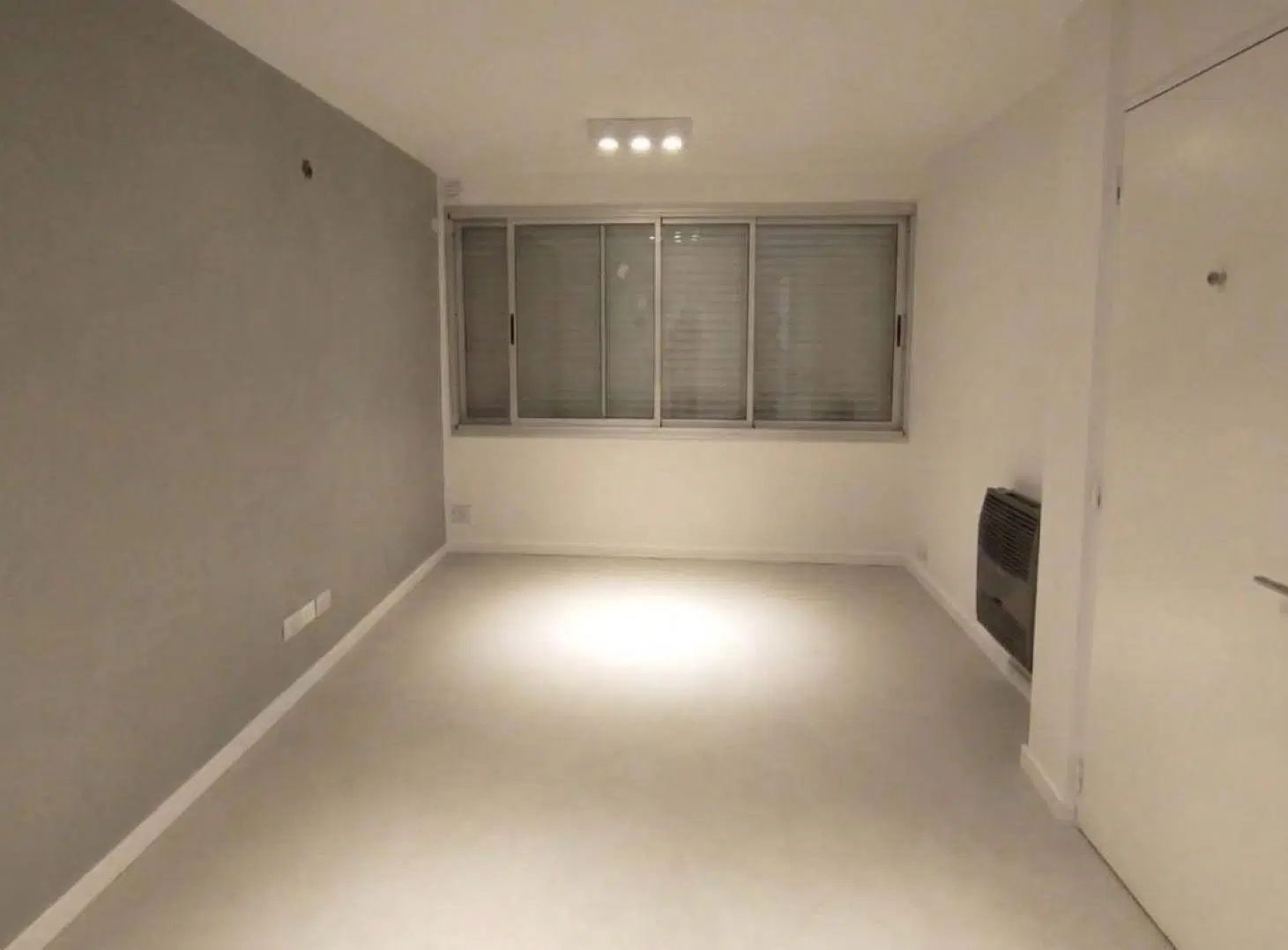 VENTA - Departamento de 1 dormitorio ubicado frente al Parque Urquiza. Martin, Rosario. 7