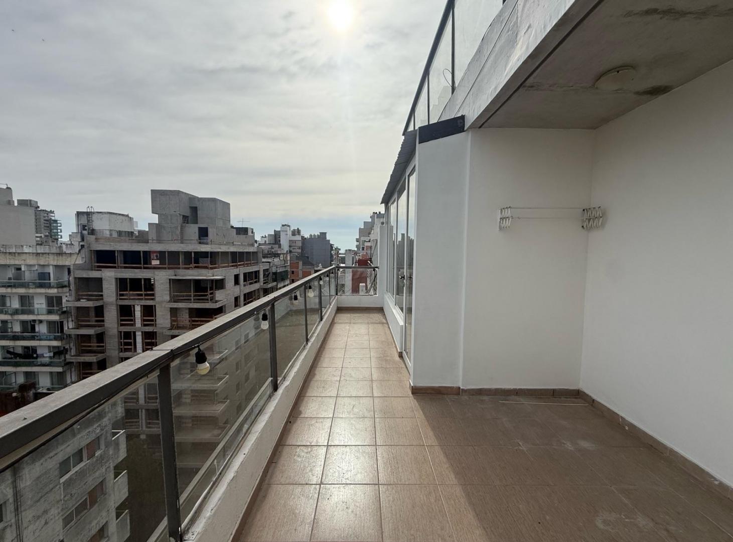 Foto de VENTA - Departamento de 1 dormitorio con balcón aterrazado y, imagen 3