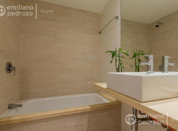 Venta  Departamento Penthouse 3 dormitorios Playa Mansa Punta del Este 5