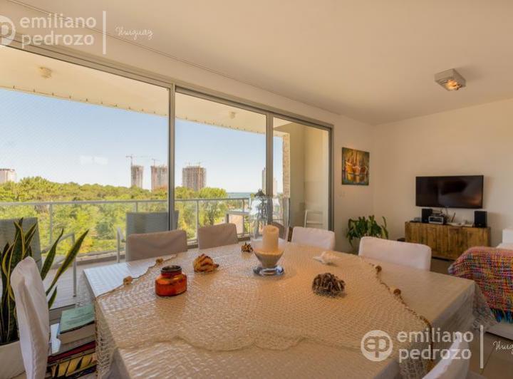 Venta  Departamento Penthouse 3 dormitorios Playa Mansa Punta del Este 4