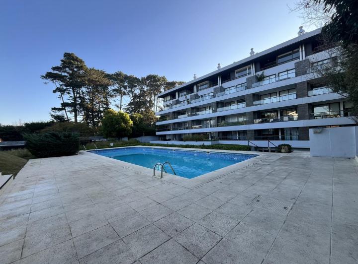 Venta Apartamento San Rafael Punta del Este Parrillero Propio