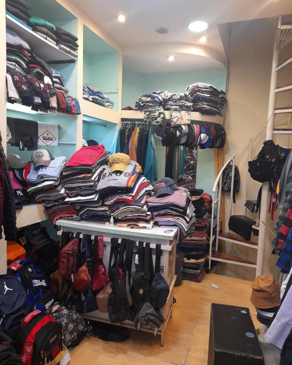Once-Av.Corrientes 2510 Galería Paseo Imperial Local 14 con Renta Oportunidad!!