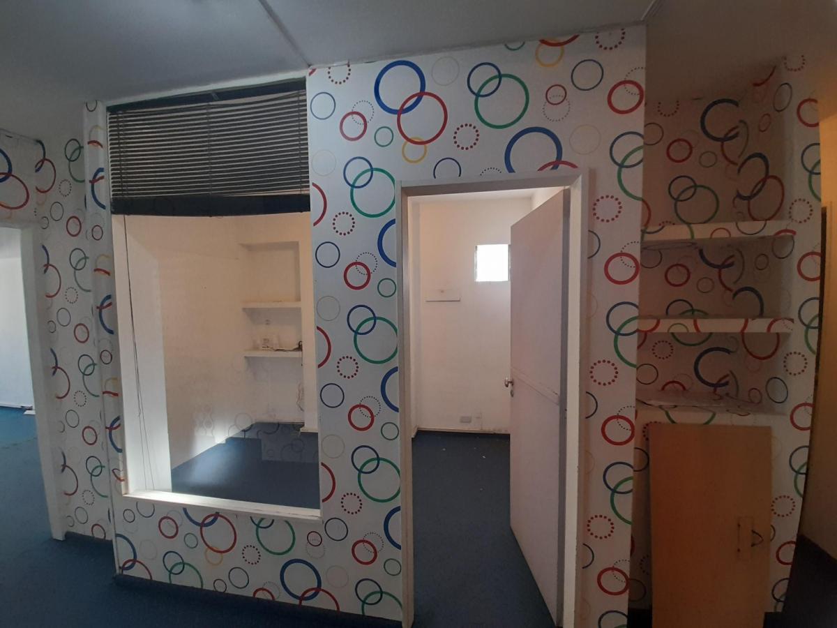 Florida 681 Oficina Contrafrente 74 m² 4 Apto Vivienda con Renta! 5