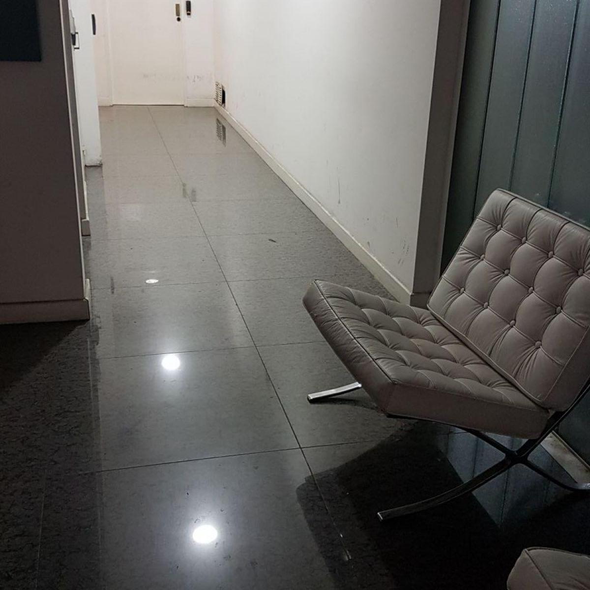 San Lorenzo 1731 12 02 . Departamento 2 dormitorios. Terraza exclusiva. Balcón amplisimo