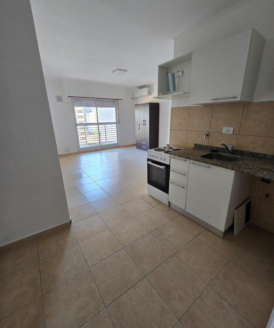 Foto de San Lorenzo 1880 8 C - Monoambiente c/balcon. Impecable!, imagen 5