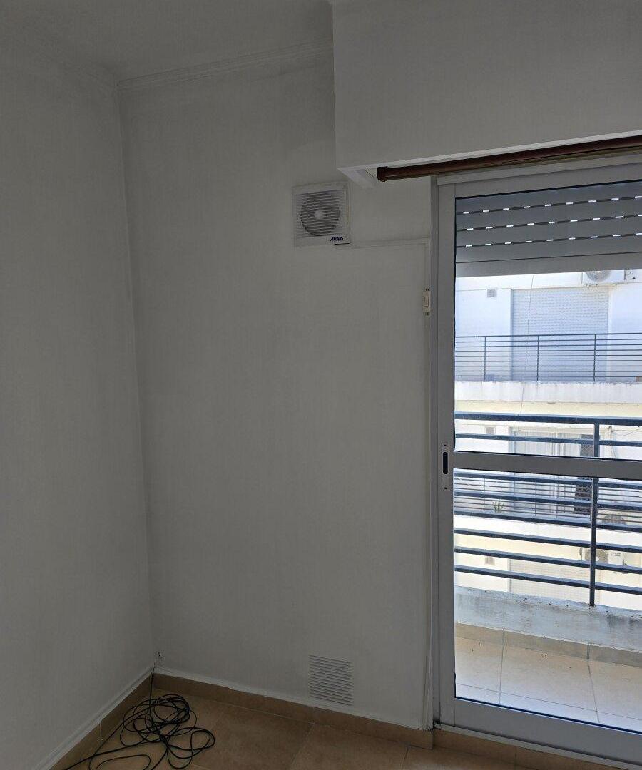 Foto de San Lorenzo 1880 8 C - Monoambiente c/balcon. Impecable!, imagen 3
