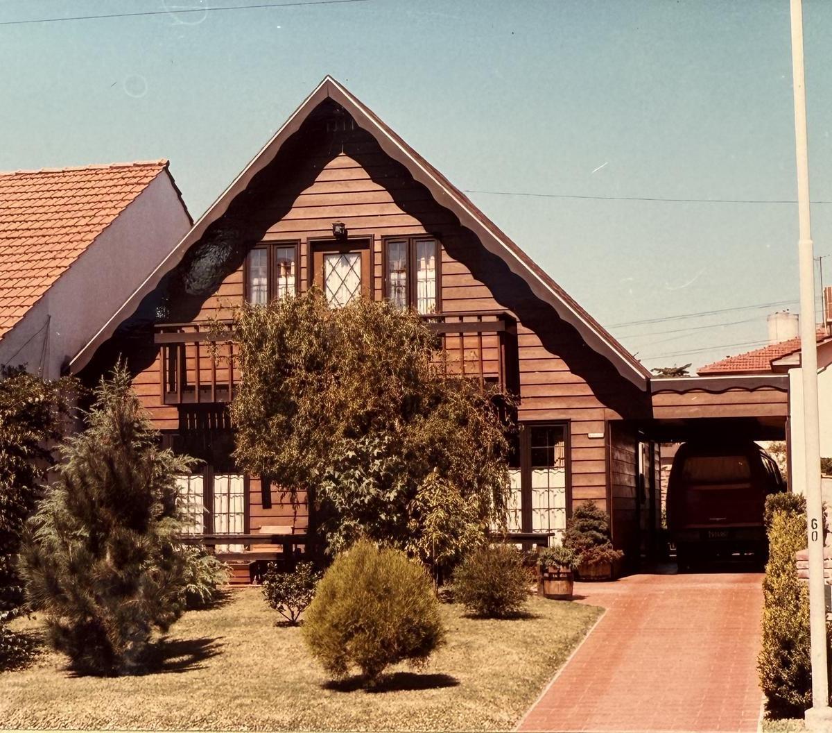 Casa Canadiense en Barrio Divino Rostro 2