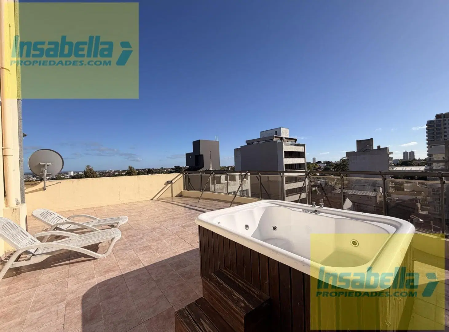Departamento en San Carlos 5