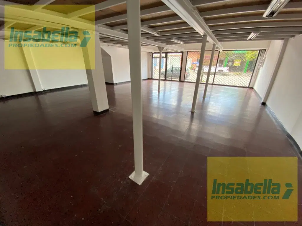 Local - San Juan - Frente: 7 // Fondo: 15 - Sup. Total: 105 m² 2