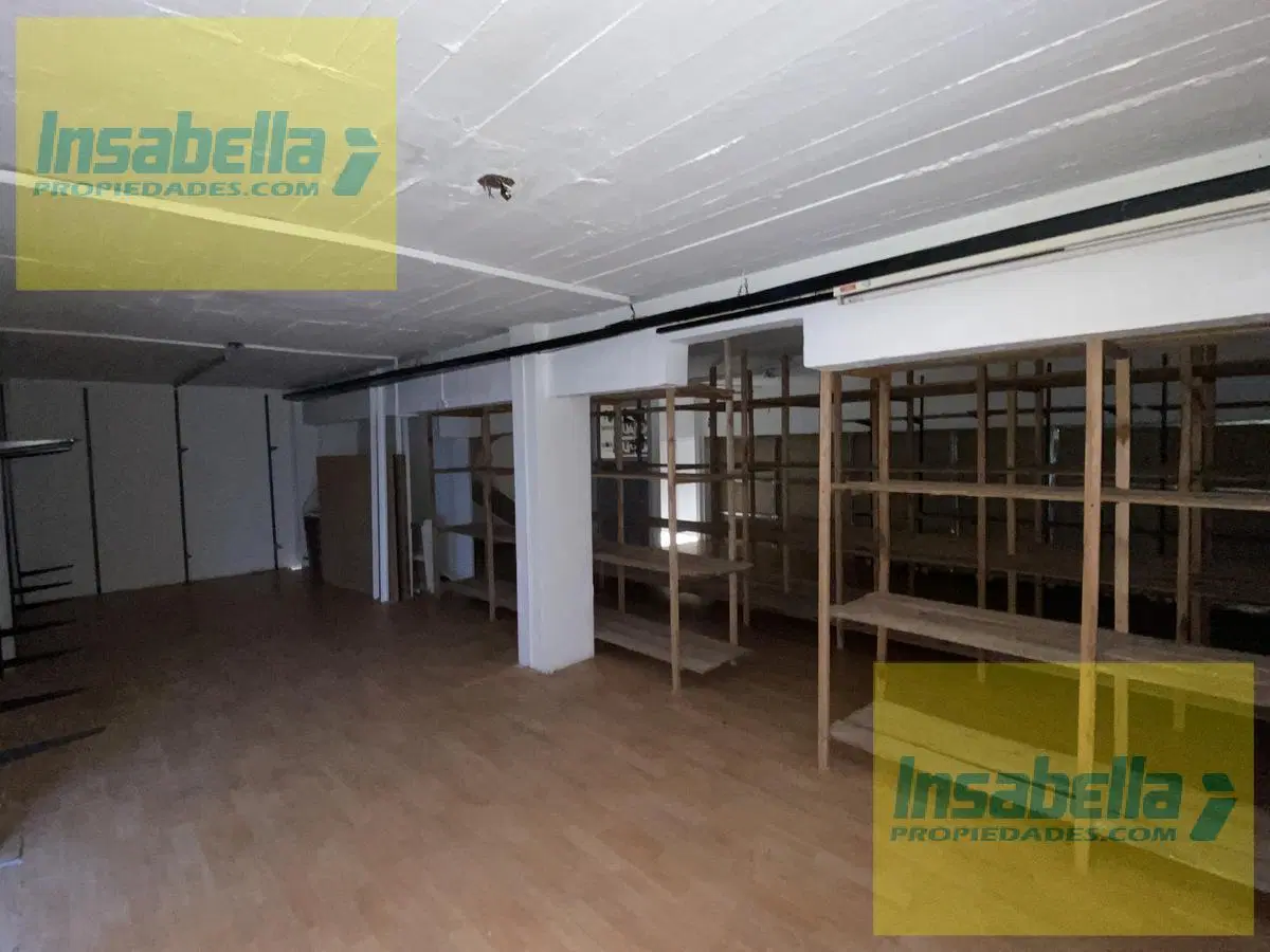 Local - San Juan - Frente: 7 // Fondo: 15 - Sup. Total: 105 m² 4