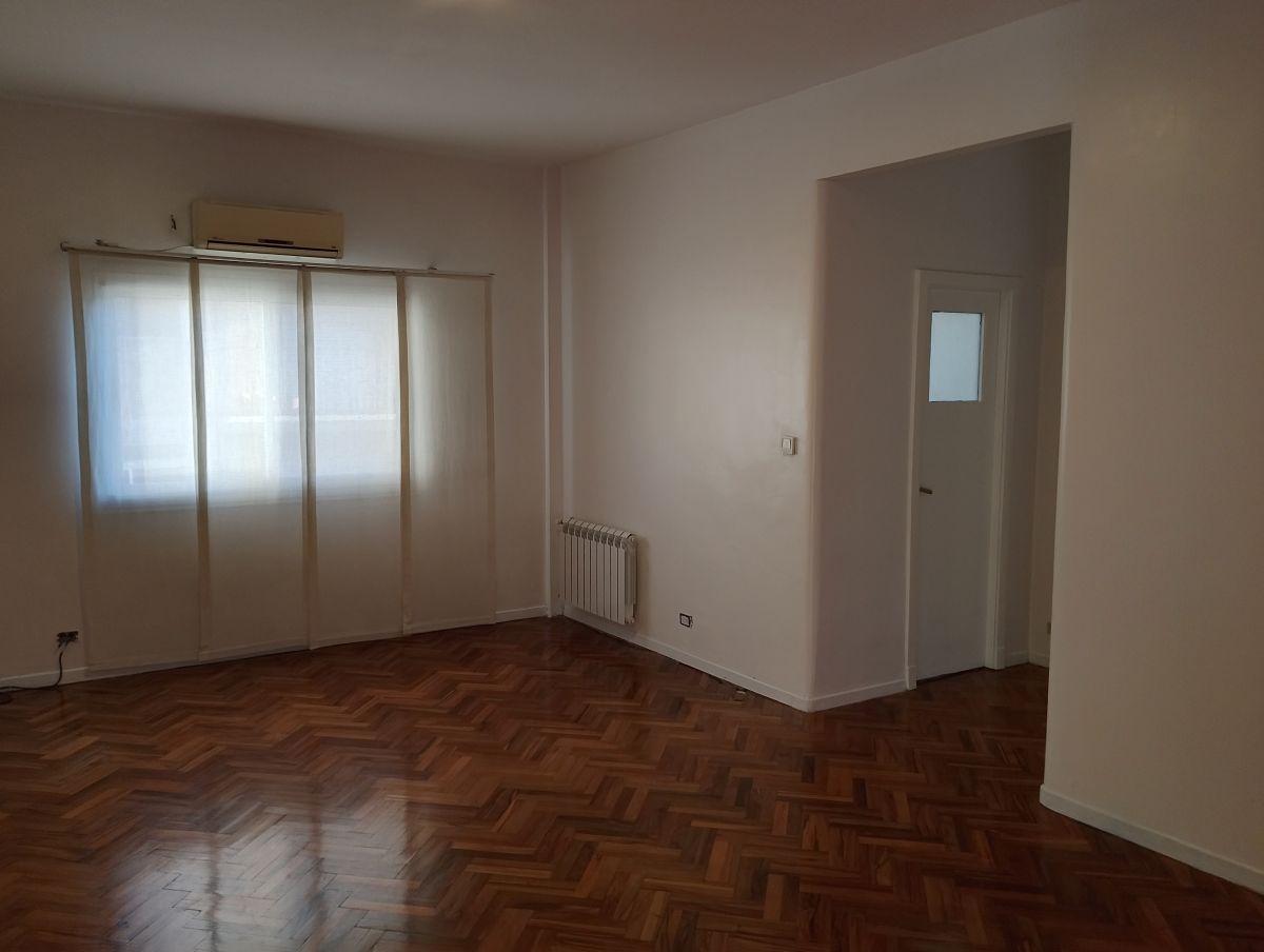 Foto de Oportunidad de Alquiler amplio 3 amb en Almagro !!!! a 3 Cuadras del, imagen 2