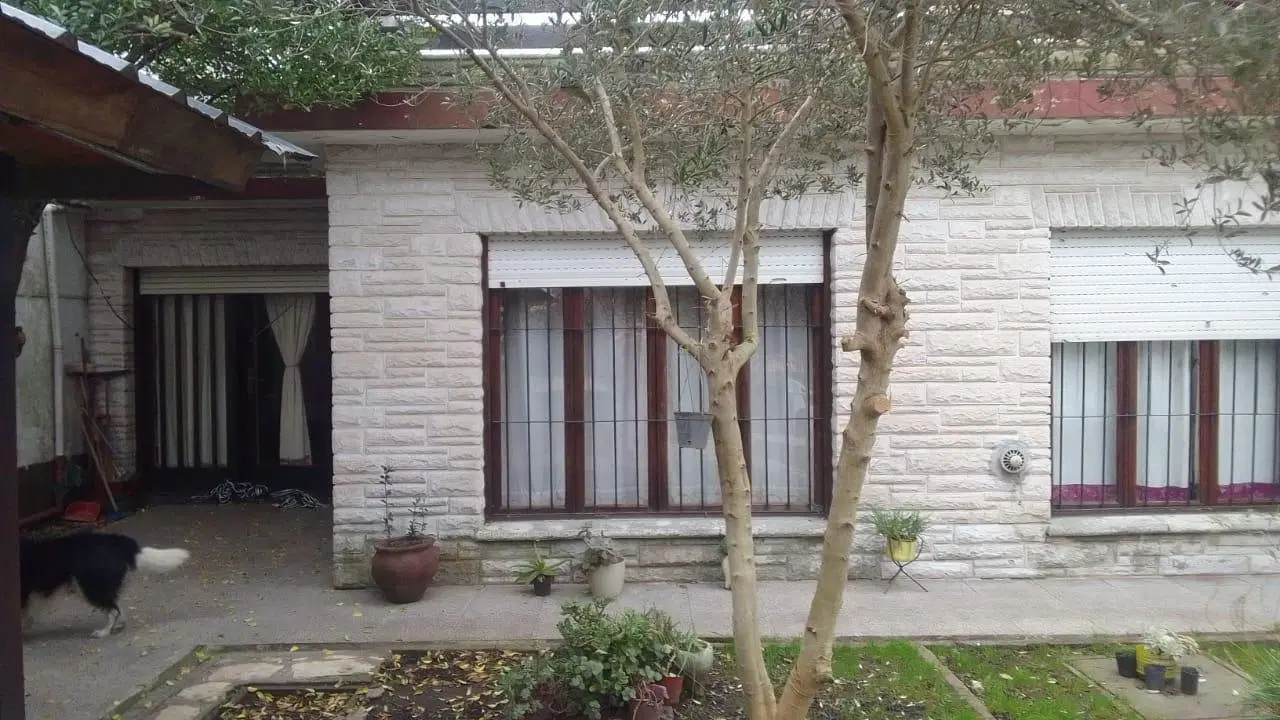 CASA 3 AMB con DEPENDENCIA - 9 DE JULIO 7000- 3