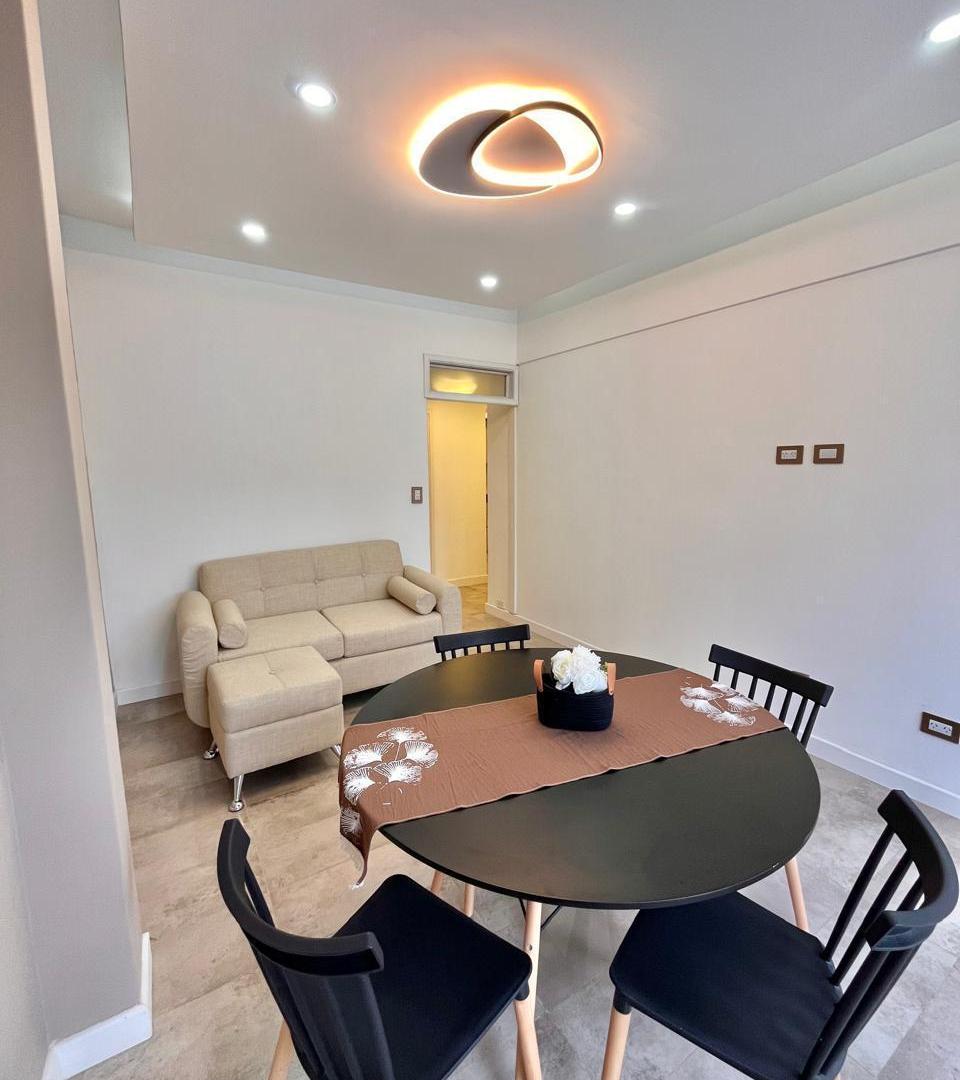Foto de VENTA 2 AMB. CON DEPENDENCIA MORENO 2300, imagen 3