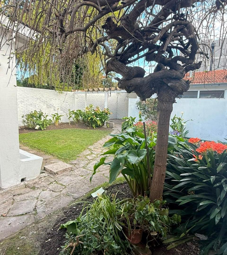 Foto de VENTA CHALET 3 AMB. GARAGE- CASTELLI 600, imagen 5