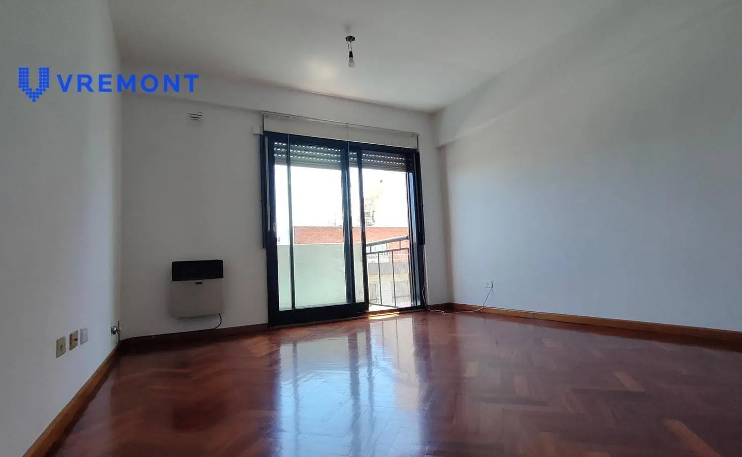 Venta 2 ambientes con balcón. Muy bueno 8
