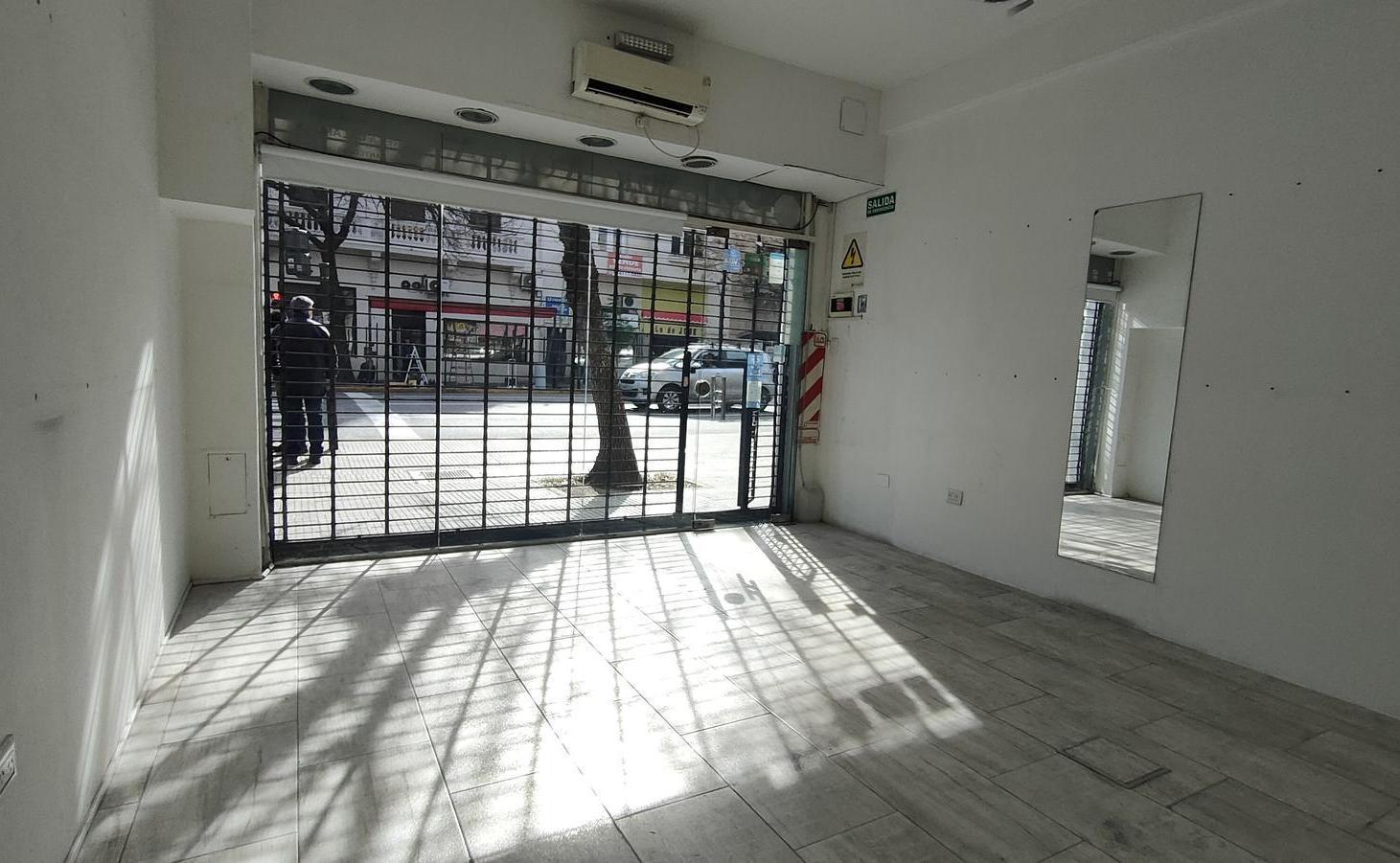 Foto de Av. Independencia al 4300 Local Almagro ALQUILER, imagen 1