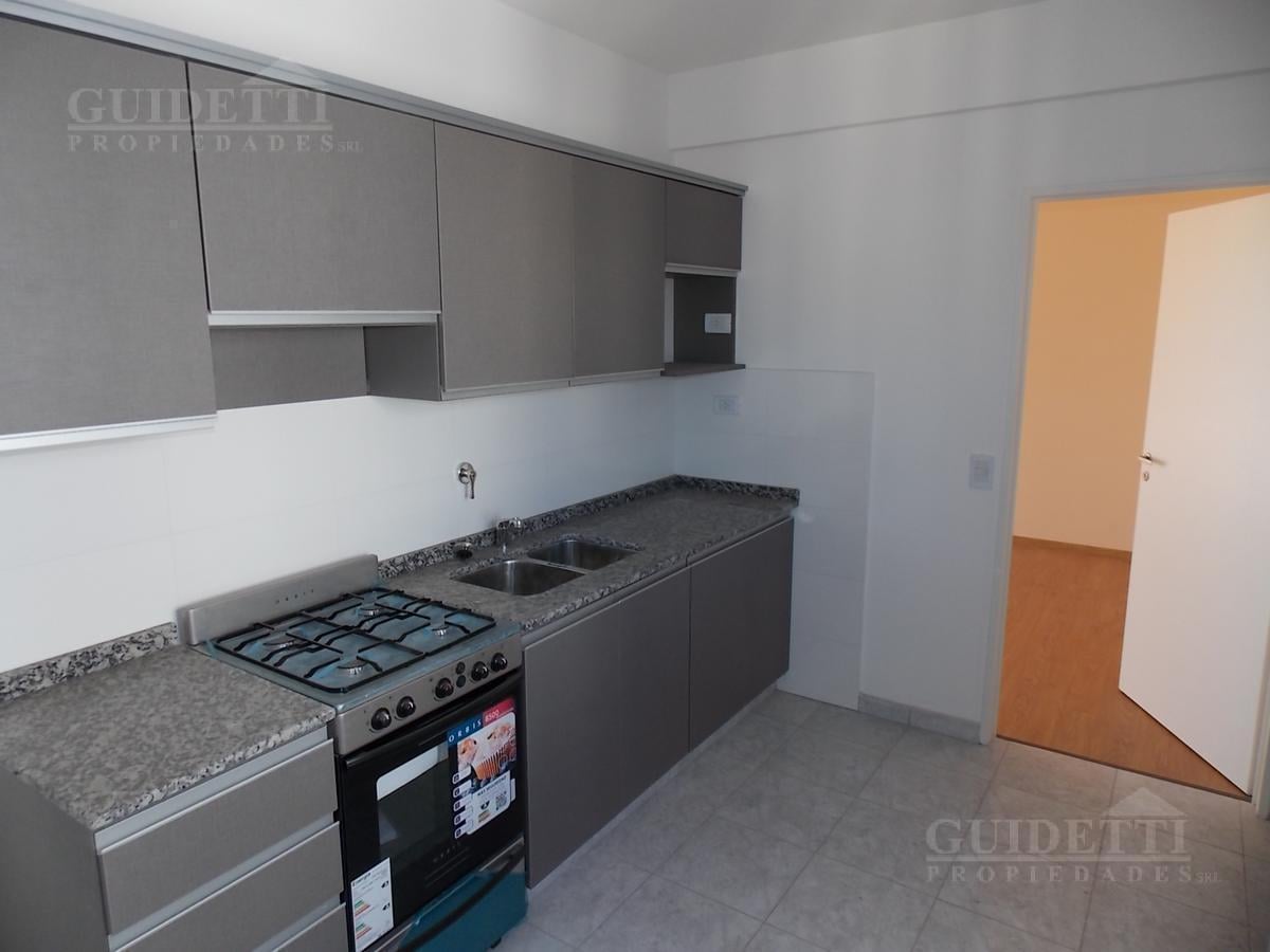 Foto de Venta Semipiso a Estrenar 4 ambientes 205m2 totales balcón terraza, imagen 2