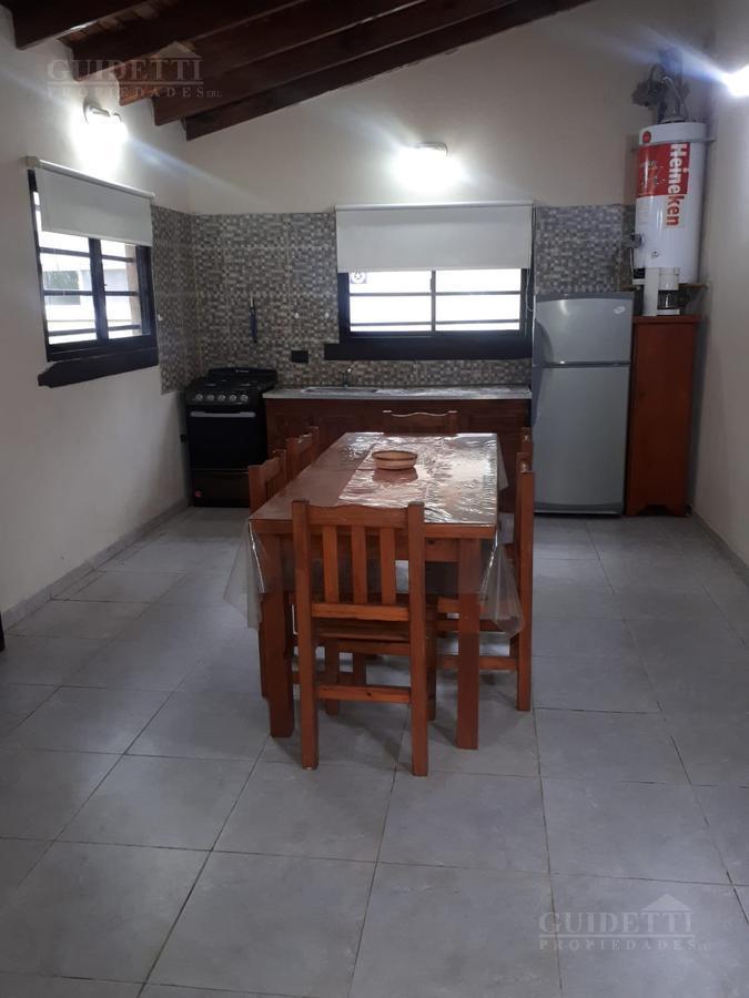 Venta de Excelente Casa 3 Ambientes C/cochera - 400 m² Totales - Costa del Este 3