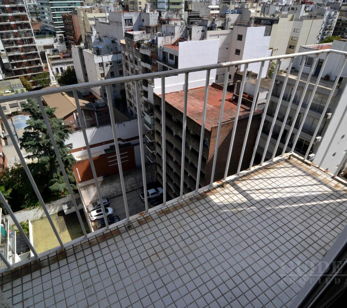 Venta Excelente Departamento 2 Ambientes con Piscina - Barrio Norte 2