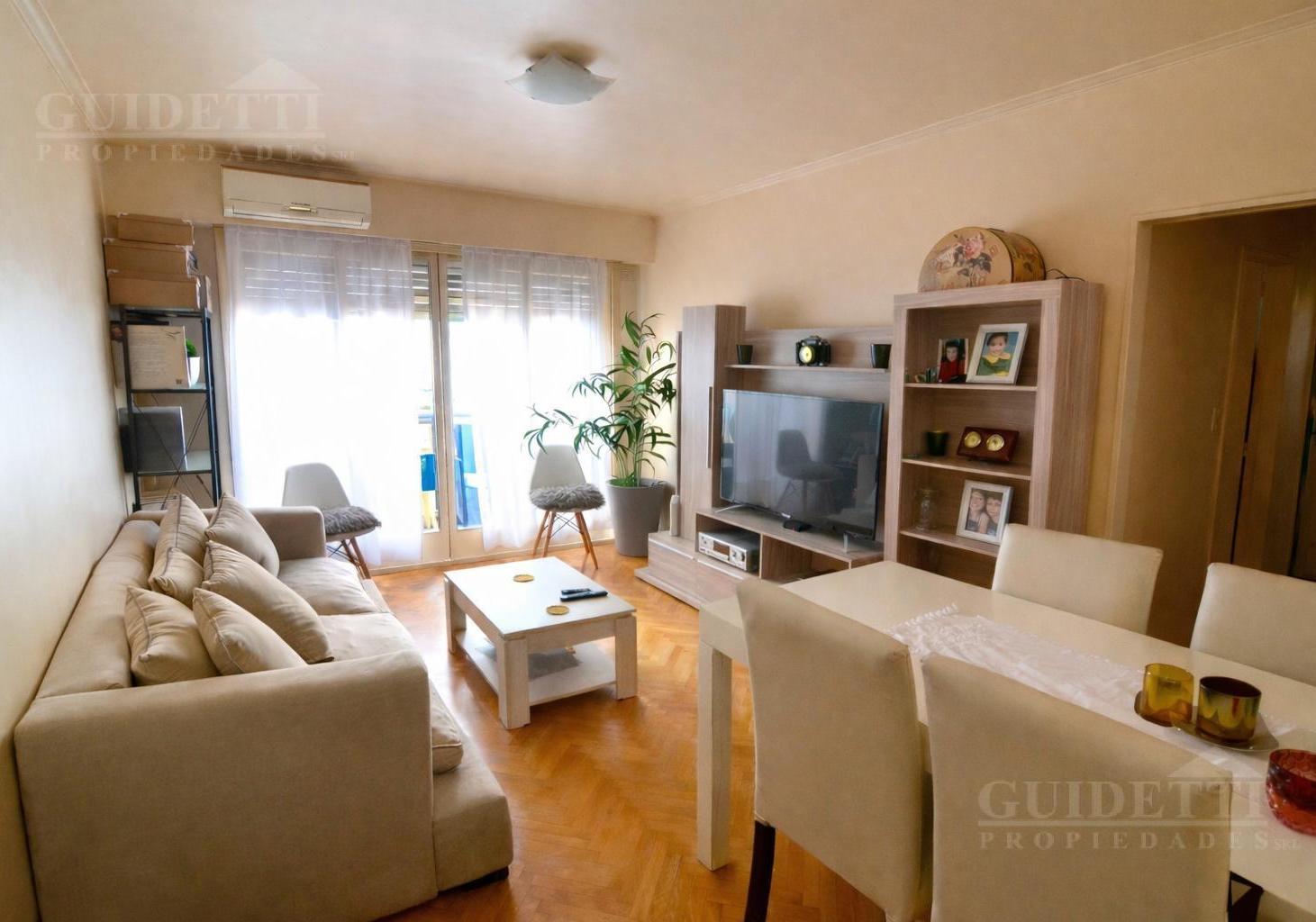Departamento 3 ambientes con balcón al contrafrente en Caballito