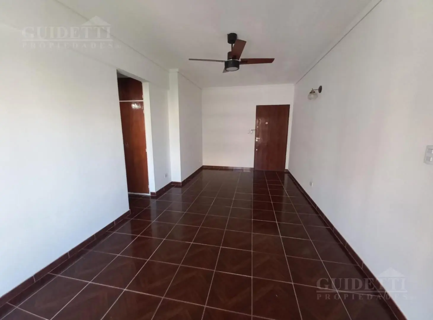 Alquiler departamento 3 ambientes luminoso balcón corrido 1