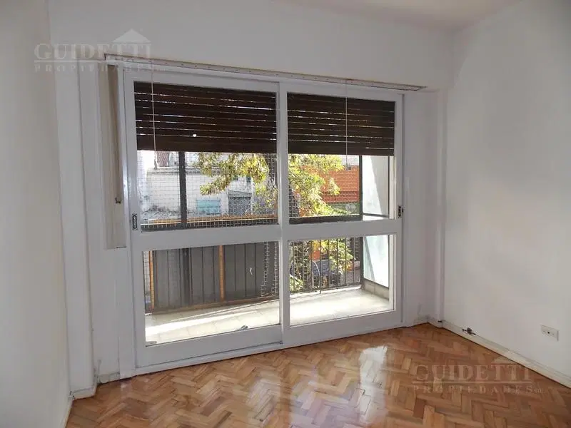Venta de departamento 2 ambientes al frente con balcón - Saavedra 2