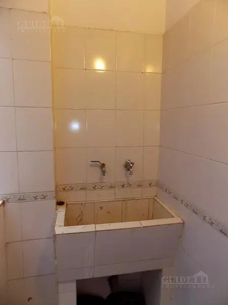 Venta de departamento 2 ambientes al frente con balcón - Saavedra 5