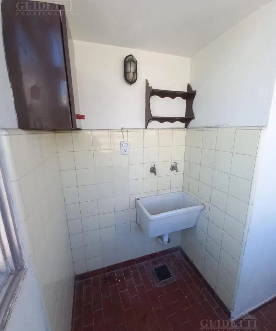 Venta departamento 3 ambientes luminoso balcón corrido 3