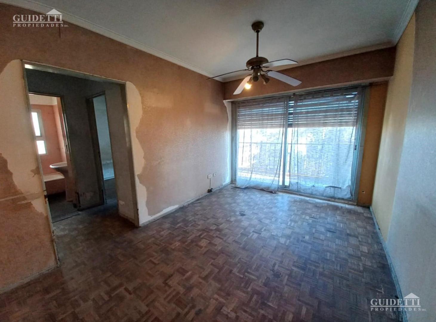 Foto de Venta departamento 3 ambientes a Reciclar en Colegiales, imagen 1