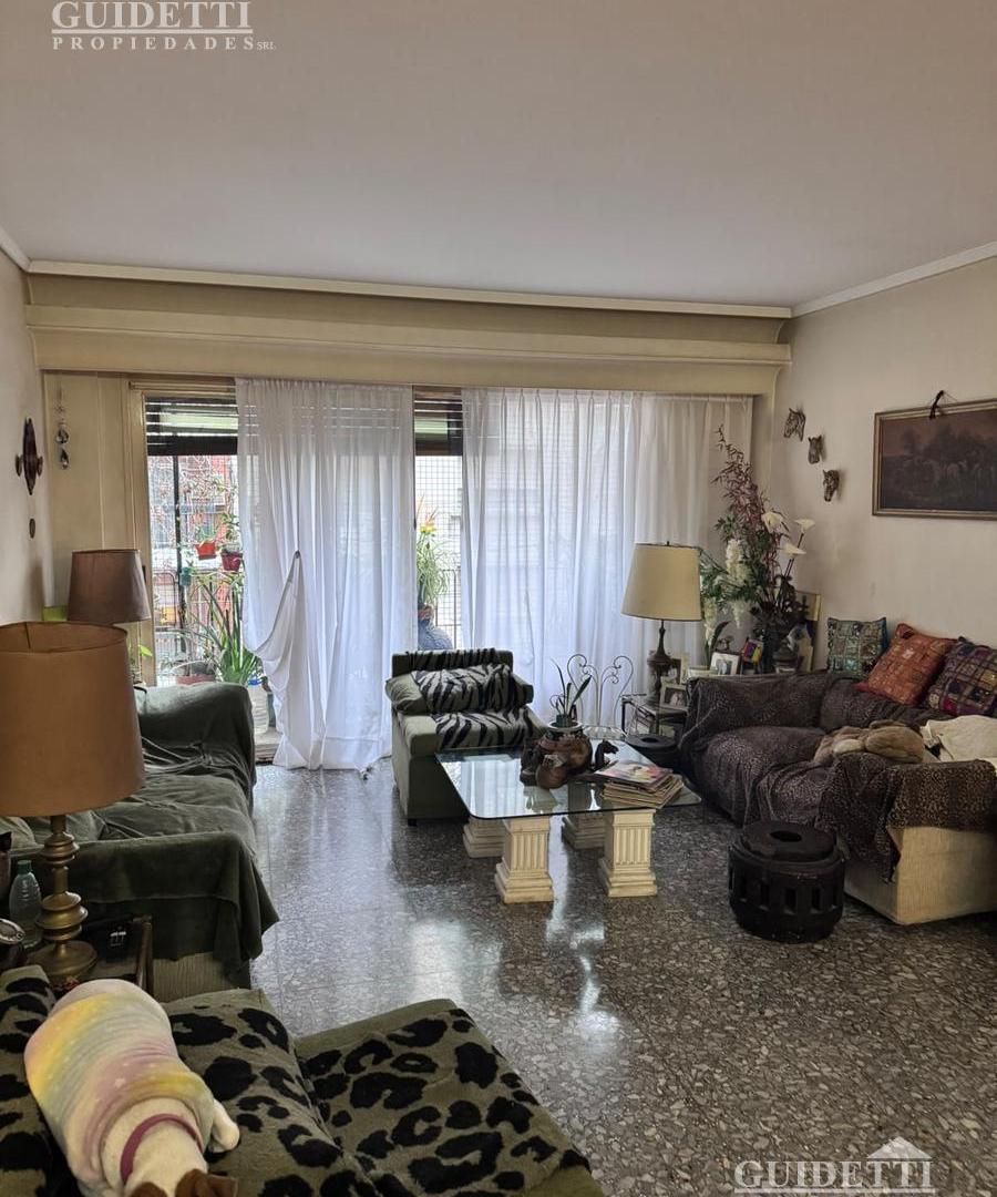 Foto de Hermoso dpto de 4 Amb con dependencia, cochera y baulera. Excelente, imagen 4