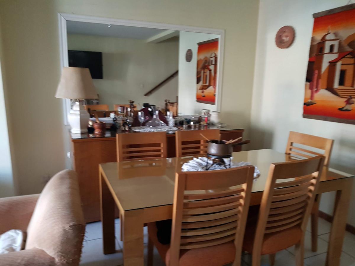 Foto de Martinez ,Excelente Duplex , 4 ambientes, con quincho ., imagen 2