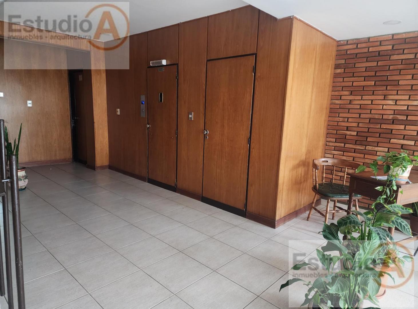 Foto de Departamento en alquiler 3 dormitorios baño y toilette en Mart.-B.Aleman, imagen 1
