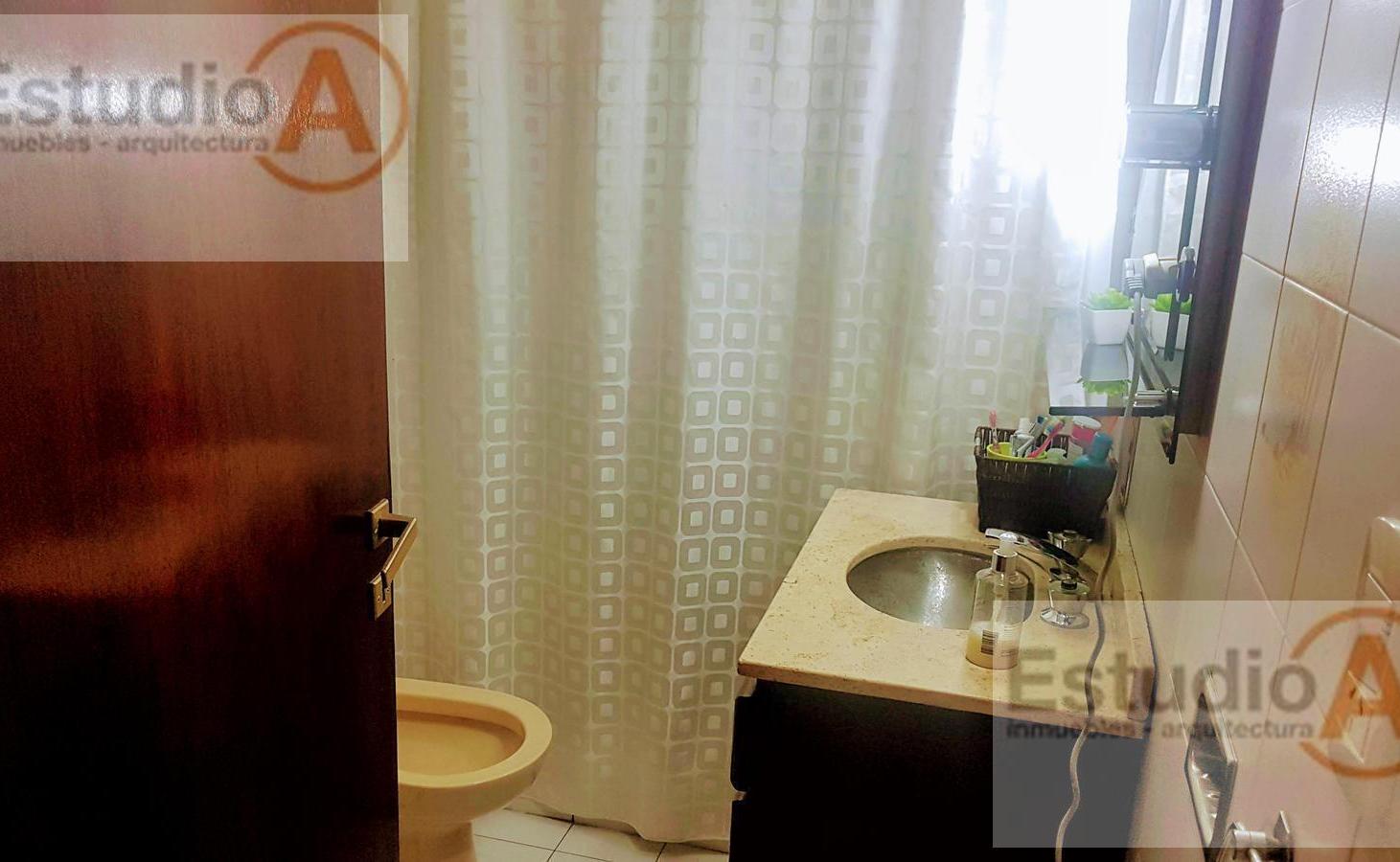 Foto de Casa PH en Martinez 4 ambientes , en dos plantas ,con cochera cubierta., imagen 5