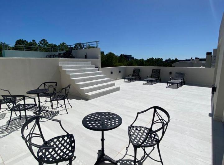 Foto de DEPARTAMENTO 3 AMBIENTES EN PINAMAR NORTE A 300 MTS DEL MAR, imagen 2