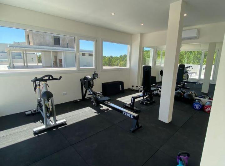Foto de DEPARTAMENTO 3 AMBIENTES EN PINAMAR NORTE A 300 MTS DEL MAR, imagen 3