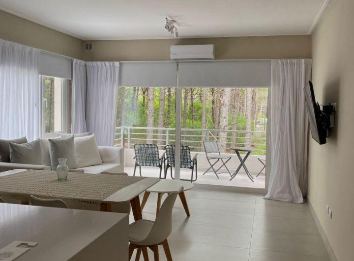 DEPARTAMENTO PINAMAR NORTE CON PISCINA CLIMATIZADA