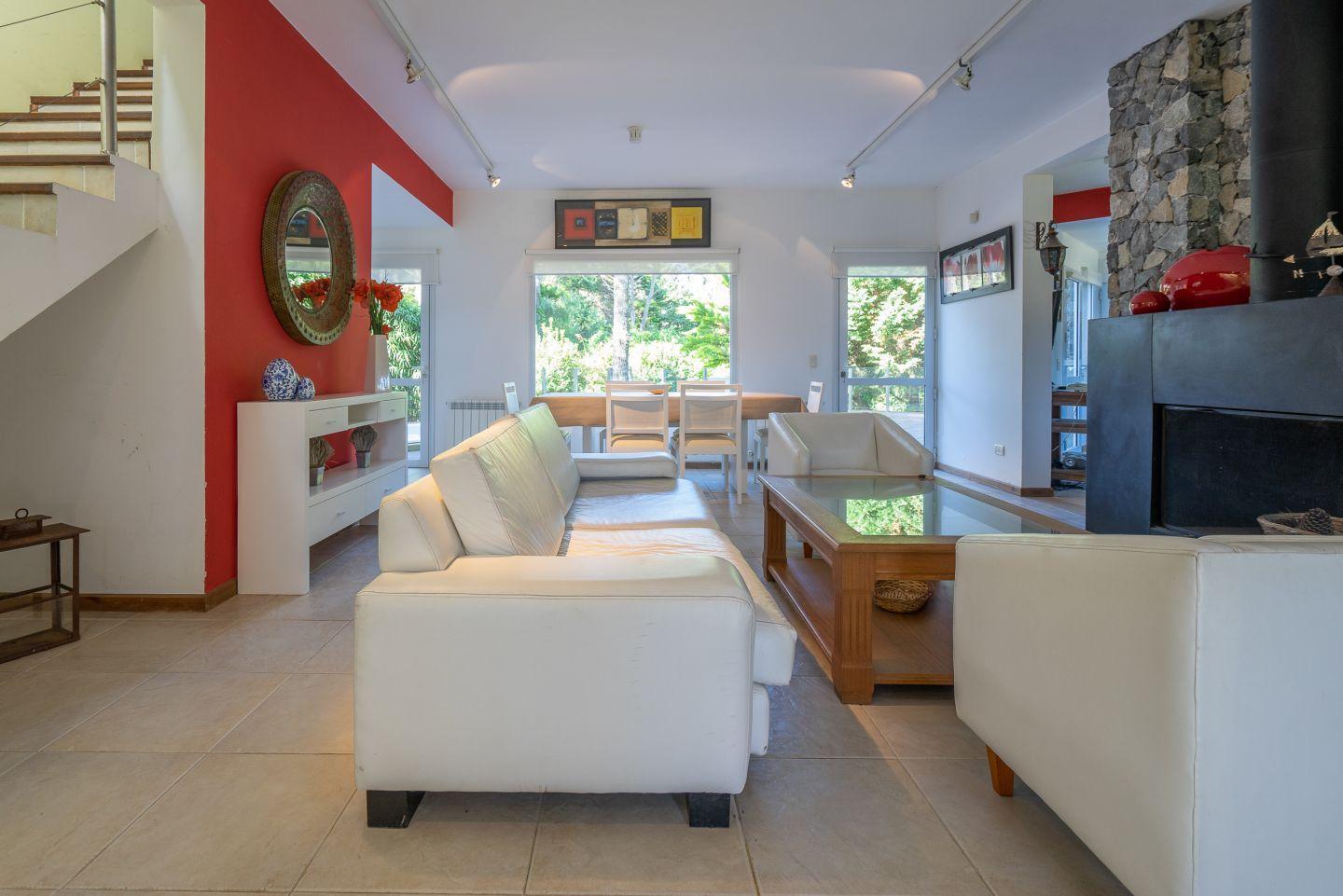 Foto de Casa 7 ambientes en Pinamar Norte - Con vistas a la cancha de Golf, imagen 1