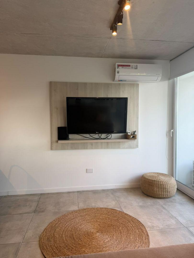 Foto de DEPARTAMENTO MONOAMBIENTE EN PINAMAR - CON PISCINA Y COCHERA CUBIERTA, imagen 4