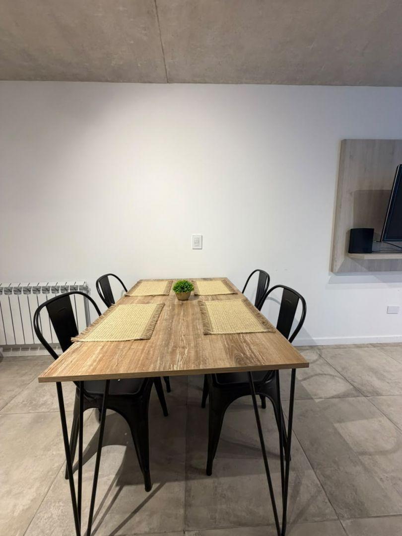 Foto de DEPARTAMENTO MONOAMBIENTE EN PINAMAR - CON PISCINA Y COCHERA CUBIERTA, imagen 3
