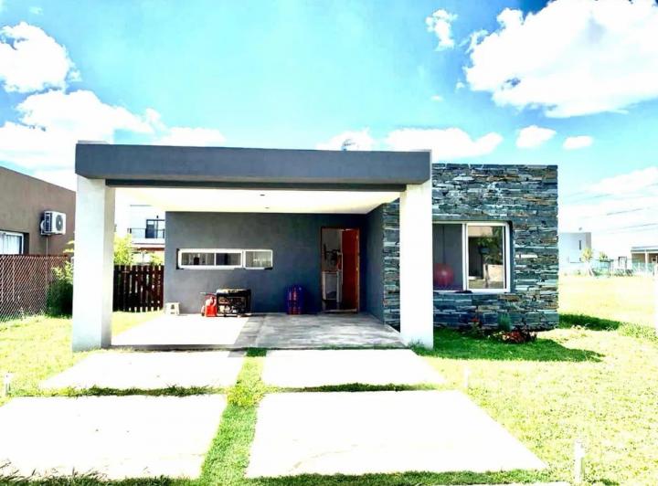 Alquiler Casa 3 Ambientes Barrio Privado Laguna Azul 1