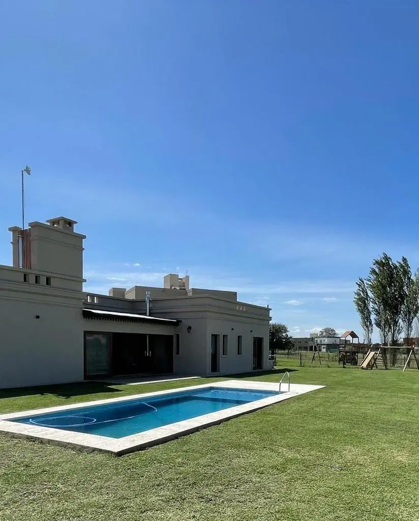 Alquiler casa Barrio Privado Cruz del Sur 1