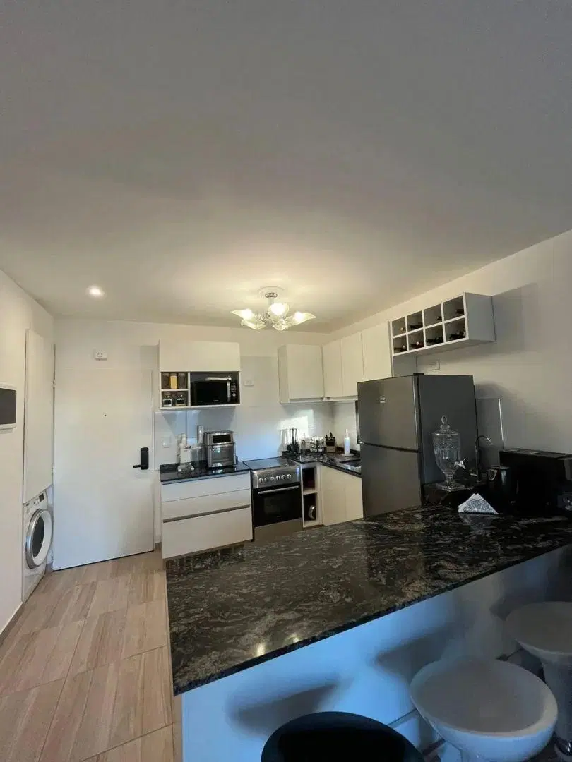 Venta Departamento con Balcón en Barrio Privado El Principado 2