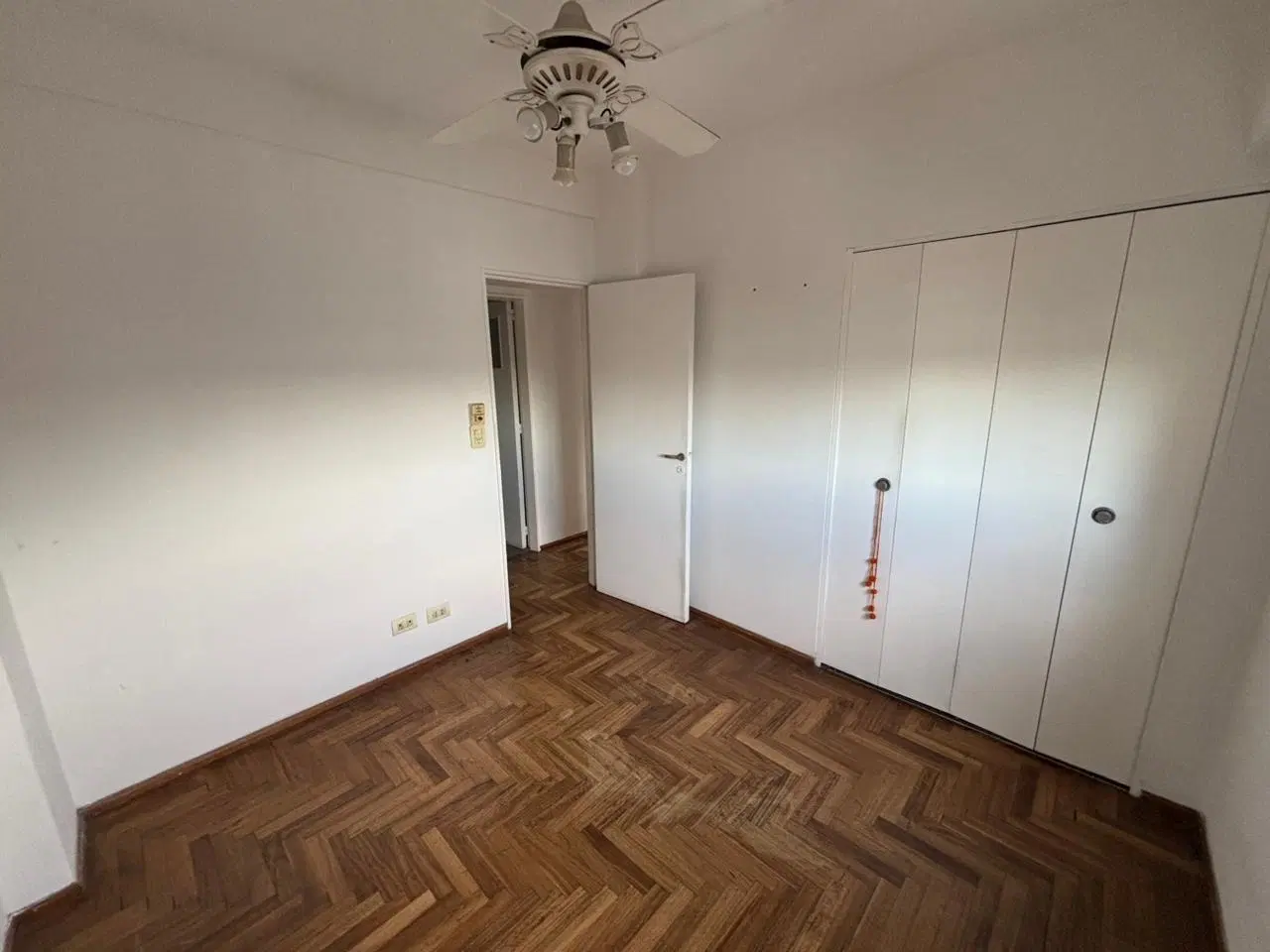 Alquiler Departamento 4  Ambientes en Caballito 5