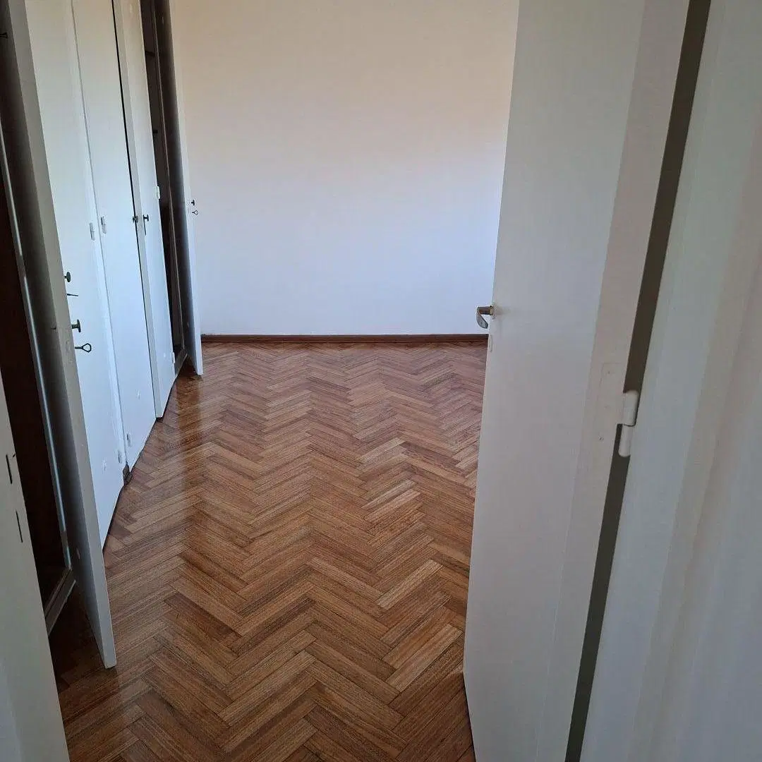Alquiler Departamento con Balcón en Olivos 5