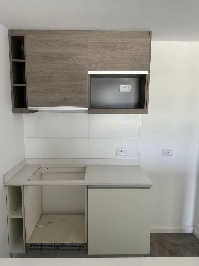 Venta Departamento 2 Ambientes con Balcón en Canning Center 3