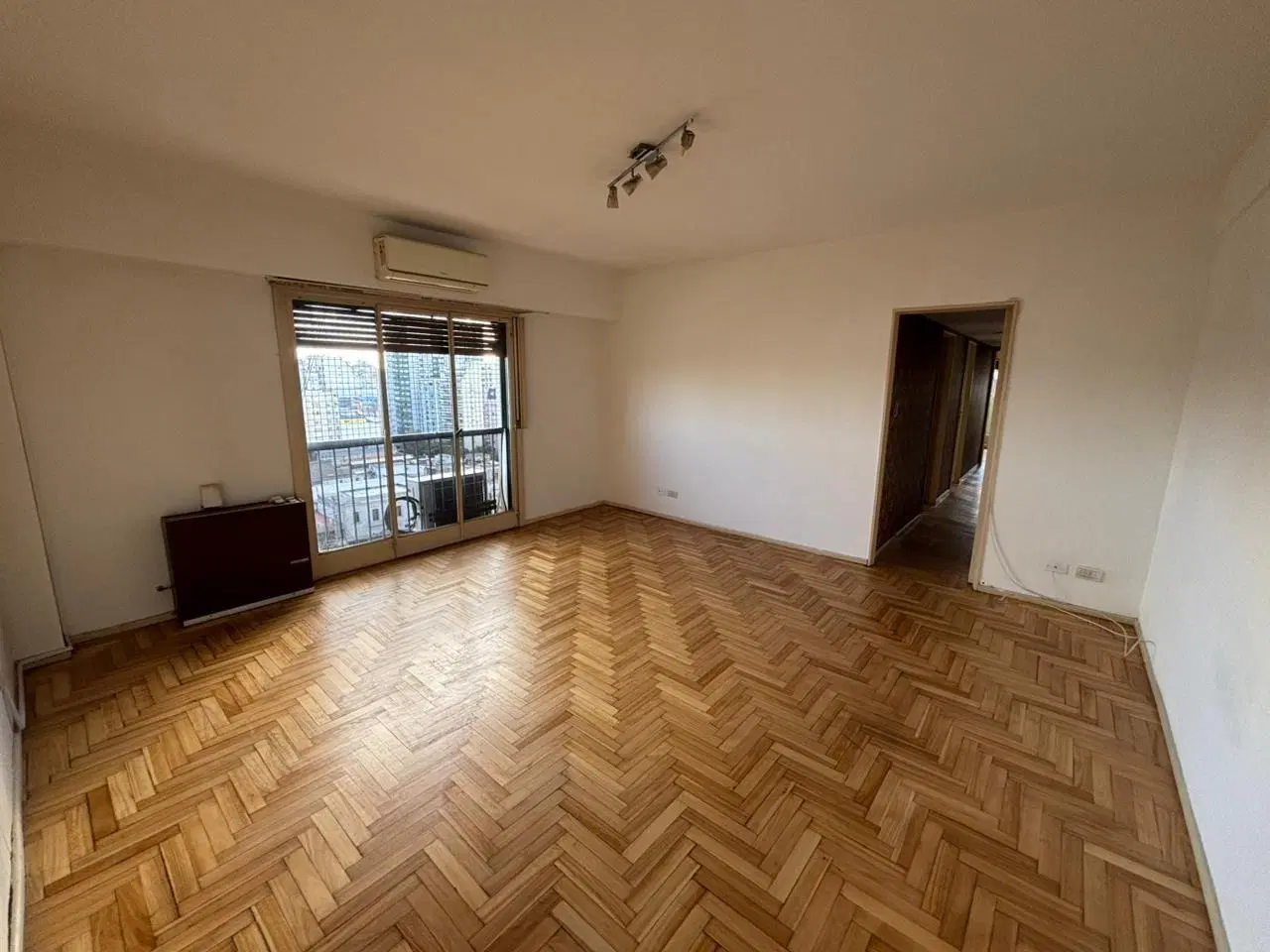 Alquiler Departamento con Balcón en Caballito 2